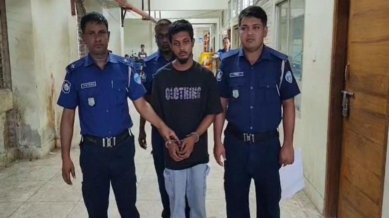 কুমিল্লায় সিরিয়াল কিলার মানিক গ্রেপ্তার