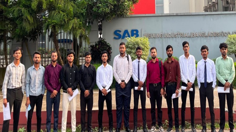 প্রশিক্ষণ শেষে চীনা প্রতিষ্ঠানে চাকরি পেল কুমিল্লা...