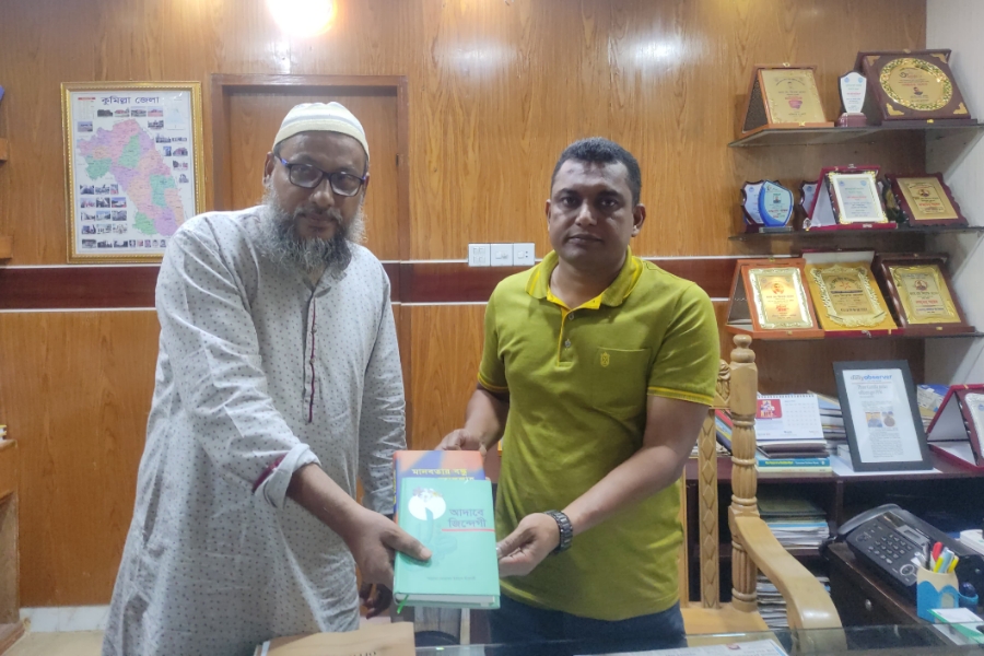 কুমিল্লার কোতয়ালী মডেল থানা পরিদর্শন করেছেন জামায়াত ও ছাত্রশিবির নেতৃবৃন্দ