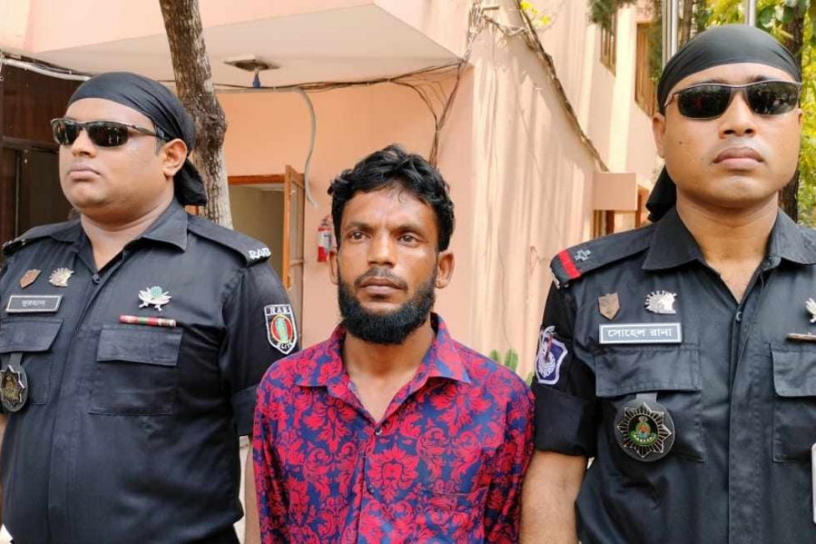 ধর্ষন হত্যার বর্ণনা দিতে গিয়ে কাঁদলেন র্র্যাবের কর্মকর্তা