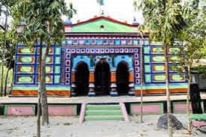 দেশ্বরী মন্দিরে নদী পার হতে এত প্রাণ গেল