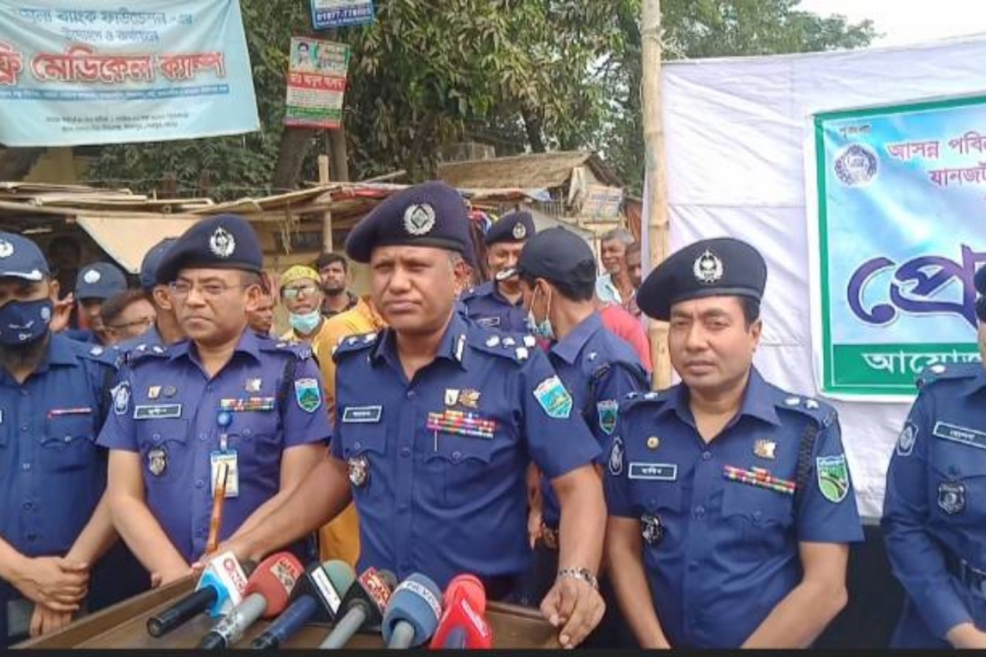 বগুড়ার শেরপুরে  মহাসড়কে যানজট নিরসনের ডিআইজির সংবাদ সম্মেলন